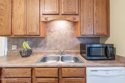 Kitchen - 3444 E Fairmount St, Tucson, AZ 85716 photo 4 of 6