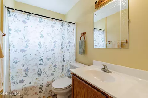 Bath - 3444 E Fairmount St, Tucson, AZ 85716 photo 1 of 2