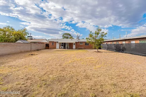 Exterior - 3444 E Fairmount St, Tucson, AZ 85716 photo 6 of 8