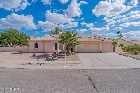 9346 E Carmel Dr, Tucson, AZ 85747