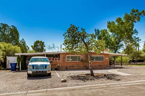 4402 E Patricia St, Tucson, AZ 85712