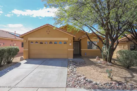 73 W Eric Dorman St, Vail, AZ 85641