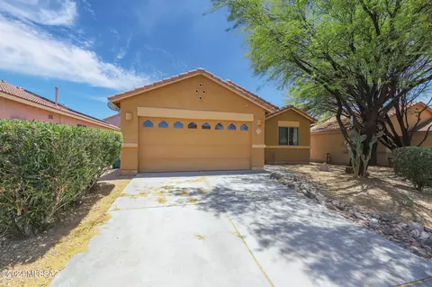 73 W Eric Dorman St, Vail, AZ 85641 photo 2