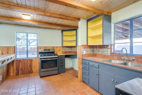 Kitchen - 3357 E Pima St, Tucson, AZ 85716 photo 2 of 3