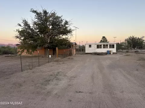 2910 Paradise Ave, San Simon, AZ 85632