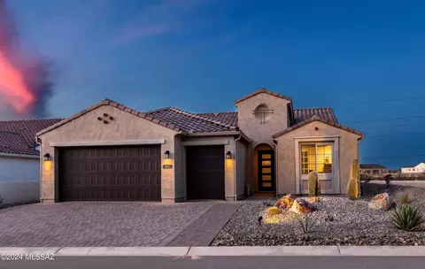 61524 E Travertine St, Oracle, AZ 85623