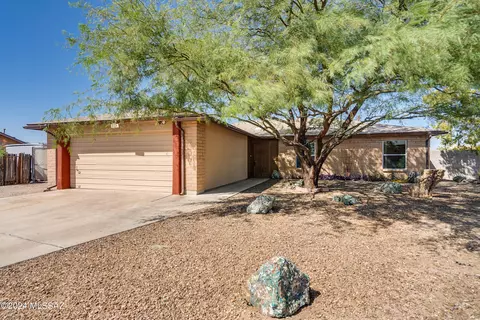 6271 N Clove Pl, Tucson, AZ 85741