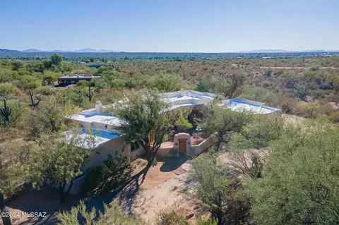 12324 E Danalyn Pl, Tucson, AZ 85749
