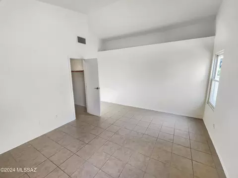 Bedroom - 5310 W Eaglestone Loop, Tucson, AZ 85742 photo 2 of 2