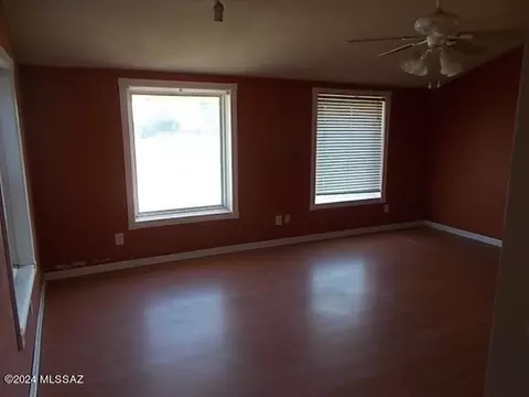 Living - 3006 W Willow Tree Ln, Willcox, AZ 85643 photo 1 of 2