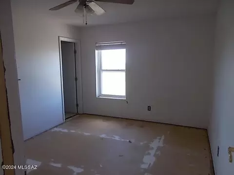 Bedroom - 3006 W Willow Tree Ln, Willcox, AZ 85643 photo 3 of 5