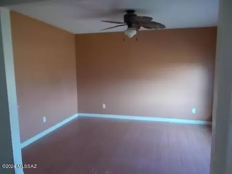 Living - 3006 W Willow Tree Ln, Willcox, AZ 85643 photo 2 of 2
