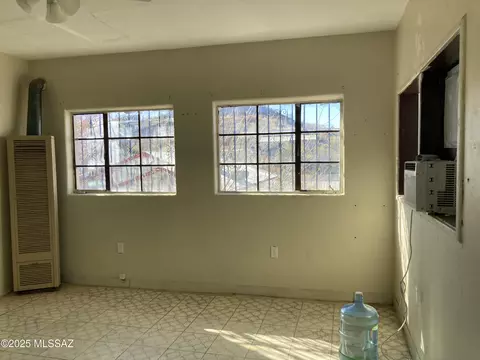 117 E Dumbauld St, Nogales, AZ 85621 photo 4