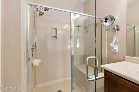 Bath - 13899 E Carruthers St, Vail, AZ 85641 photo 2 of 4