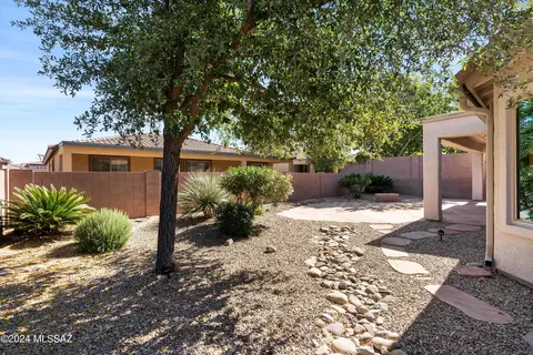 Exterior - 13899 E Carruthers St, Vail, AZ 85641 photo 4 of 7