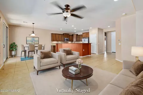 Living - 13899 E Carruthers St, Vail, AZ 85641 photo 3 of 7
