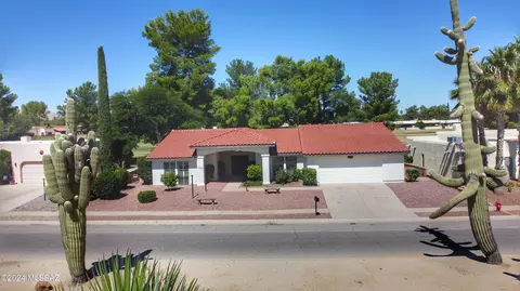 1245 N Abrego Dr, Green Valley, AZ 85614