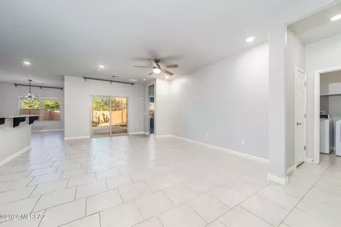 12031 E Becker Dr, Vail, AZ 85641 photo 5