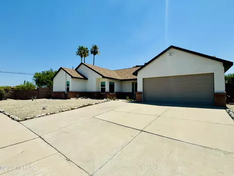 4751 W Waterbuck Dr, Tucson, AZ 85742