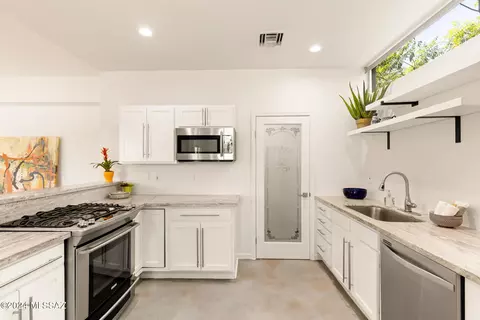 Kitchen - 2811 E Allen Rd, Tucson, AZ 85716 photo 2 of 4