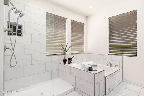 Bath - 2811 E Allen Rd, Tucson, AZ 85716 photo 6 of 6