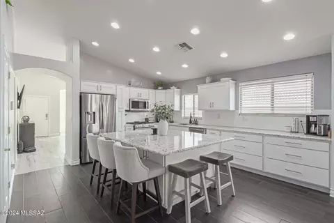 Kitchen - 625 E Blue Rock Way, Vail, AZ 85641 photo 1 of 3