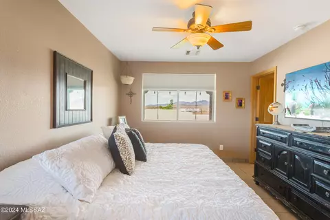 Bedroom - 17 Marthas Ln, Elgin, AZ 85611 photo 3 of 6