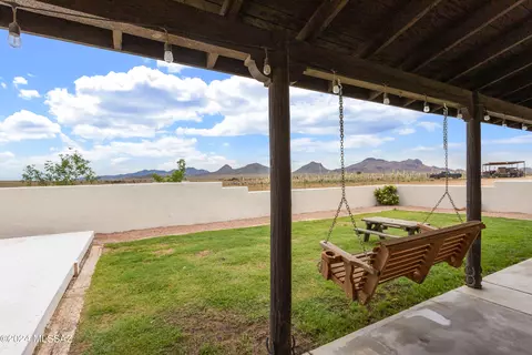Exterior - 17 Marthas Ln, Elgin, AZ 85611 photo 4 of 15