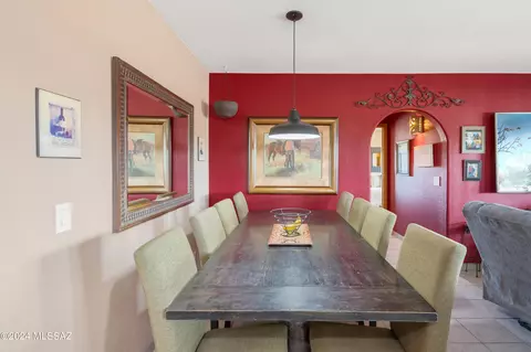 Dining - 17 Marthas Ln, Elgin, AZ 85611 photo 1 of 2