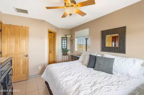Bedroom - 17 Marthas Ln, Elgin, AZ 85611 photo 1 of 6