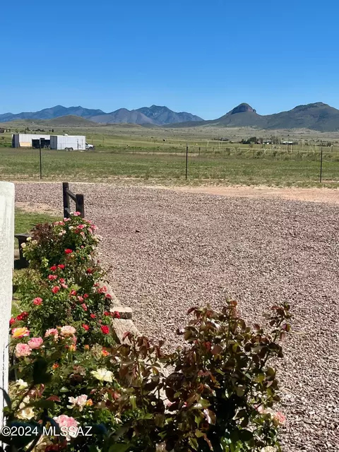 Exterior - 17 Marthas Ln, Elgin, AZ 85611 photo 15 of 15