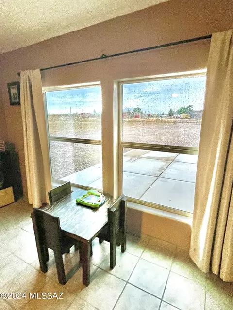 Dining - 17 Marthas Ln, Elgin, AZ 85611 photo 2 of 2