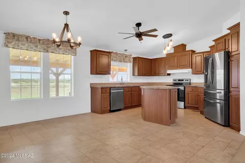 191 E Rio Ln, Benson, AZ 85602 photo 13