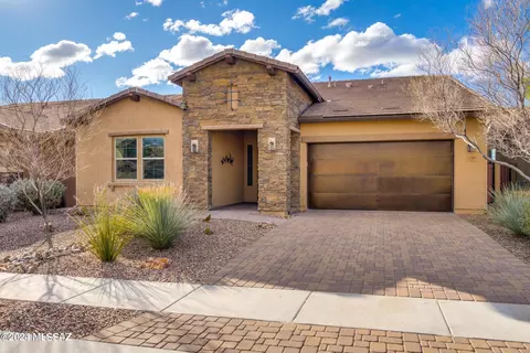 13249 N Rainbow Cactus Ct, Oro Valley, AZ 85755