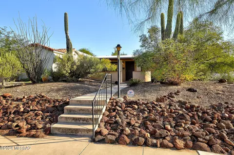 2702 E 7th St, Tucson, AZ 85716