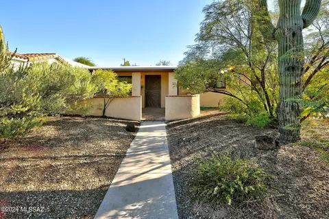 Exterior - 2702 E 7th St, Tucson, AZ 85716 photo 2 of 14