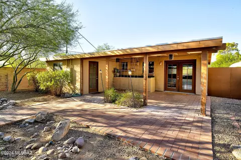 Exterior - 2702 E 7th St, Tucson, AZ 85716 photo 5 of 14