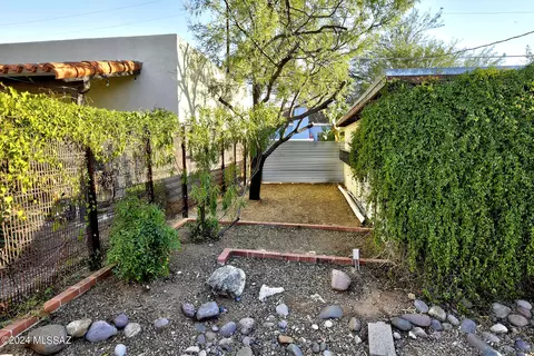 Exterior - 2702 E 7th St, Tucson, AZ 85716 photo 12 of 14