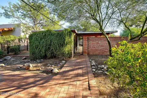 Exterior - 2702 E 7th St, Tucson, AZ 85716 photo 11 of 14