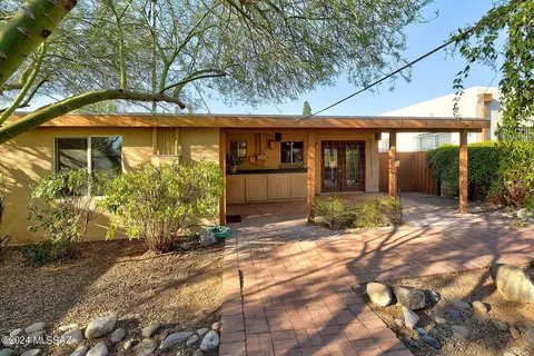 Exterior - 2702 E 7th St, Tucson, AZ 85716 photo 6 of 14