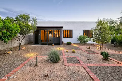 7582 E Chalkboard Ct, Tucson, AZ 85715 photo 24