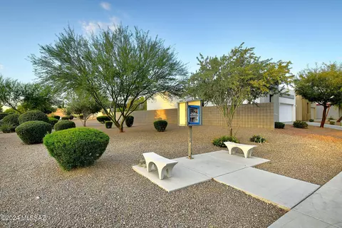 7582 E Chalkboard Ct, Tucson, AZ 85715 photo 31