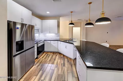 7582 E Chalkboard Ct, Tucson, AZ 85715 photo 7
