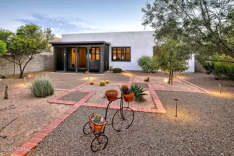 7582 E Chalkboard Ct, Tucson, AZ 85715 photo 25