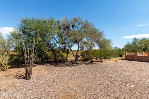 Exterior - 10415 E Observatory Dr, Vail, AZ 85641 photo 7 of 8