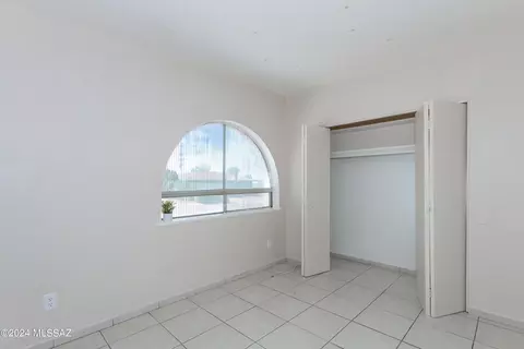 Bedroom - 10415 E Observatory Dr, Vail, AZ 85641 photo 5 of 5