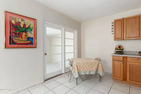 Dining - 10415 E Observatory Dr, Vail, AZ 85641 photo 1 of 3