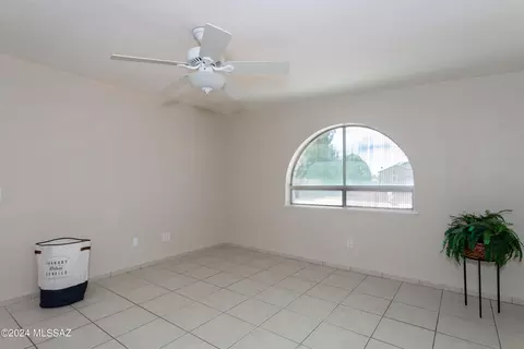 Bedroom - 10415 E Observatory Dr, Vail, AZ 85641 photo 1 of 5