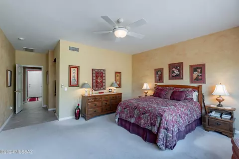 Bedroom - 63162 E Whispering Tree Ln, Saddlebrooke, AZ 85739 photo 4 of 5