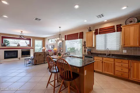 Kitchen - 63162 E Whispering Tree Ln, Saddlebrooke, AZ 85739 photo 1 of 6